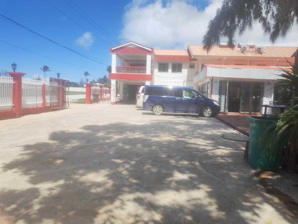 Lata Hotel Нукуалофа Екстер'єр фото